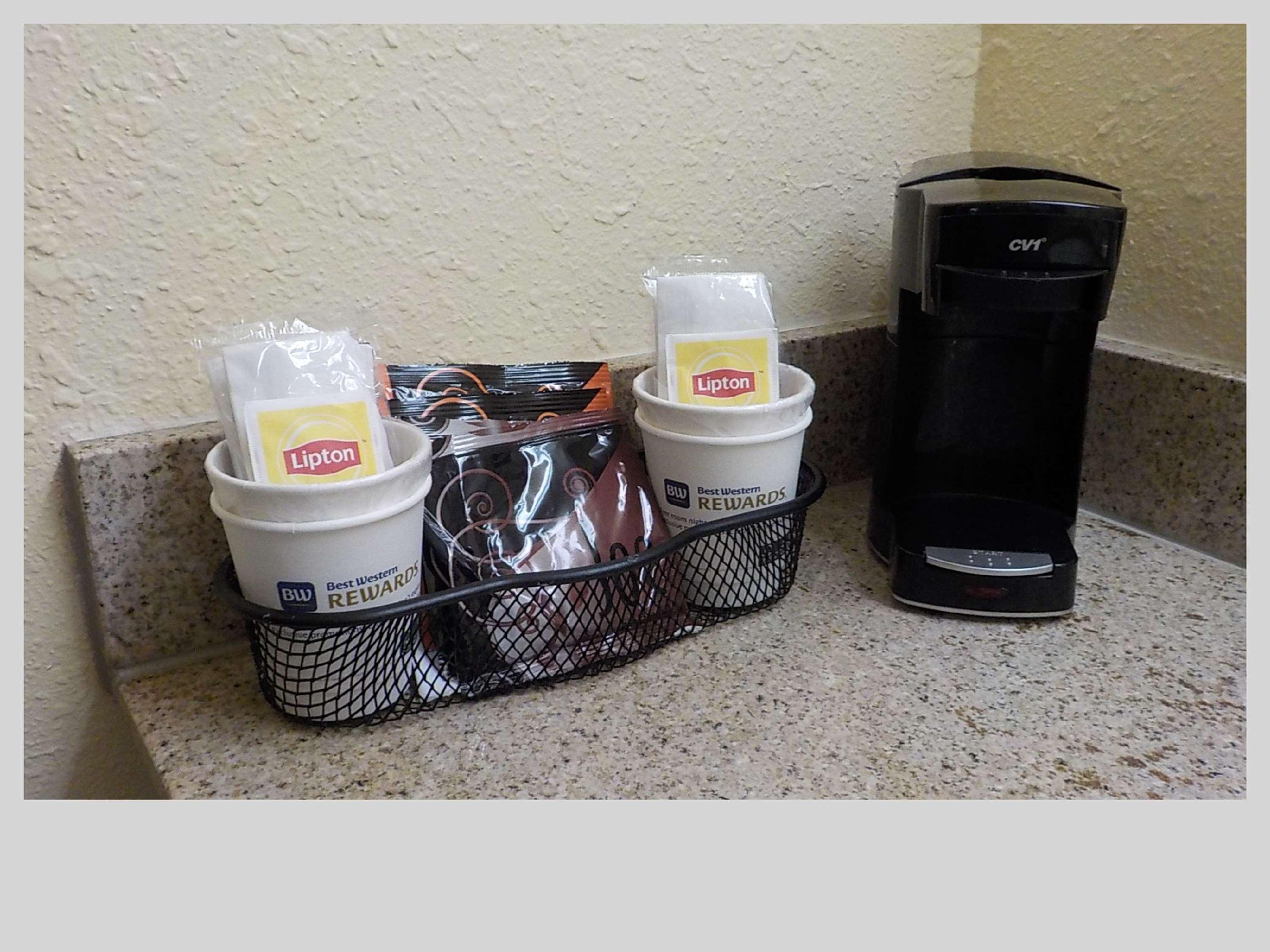 ベストウェスタン バザレル イン Montemorelos エクステリア 写真