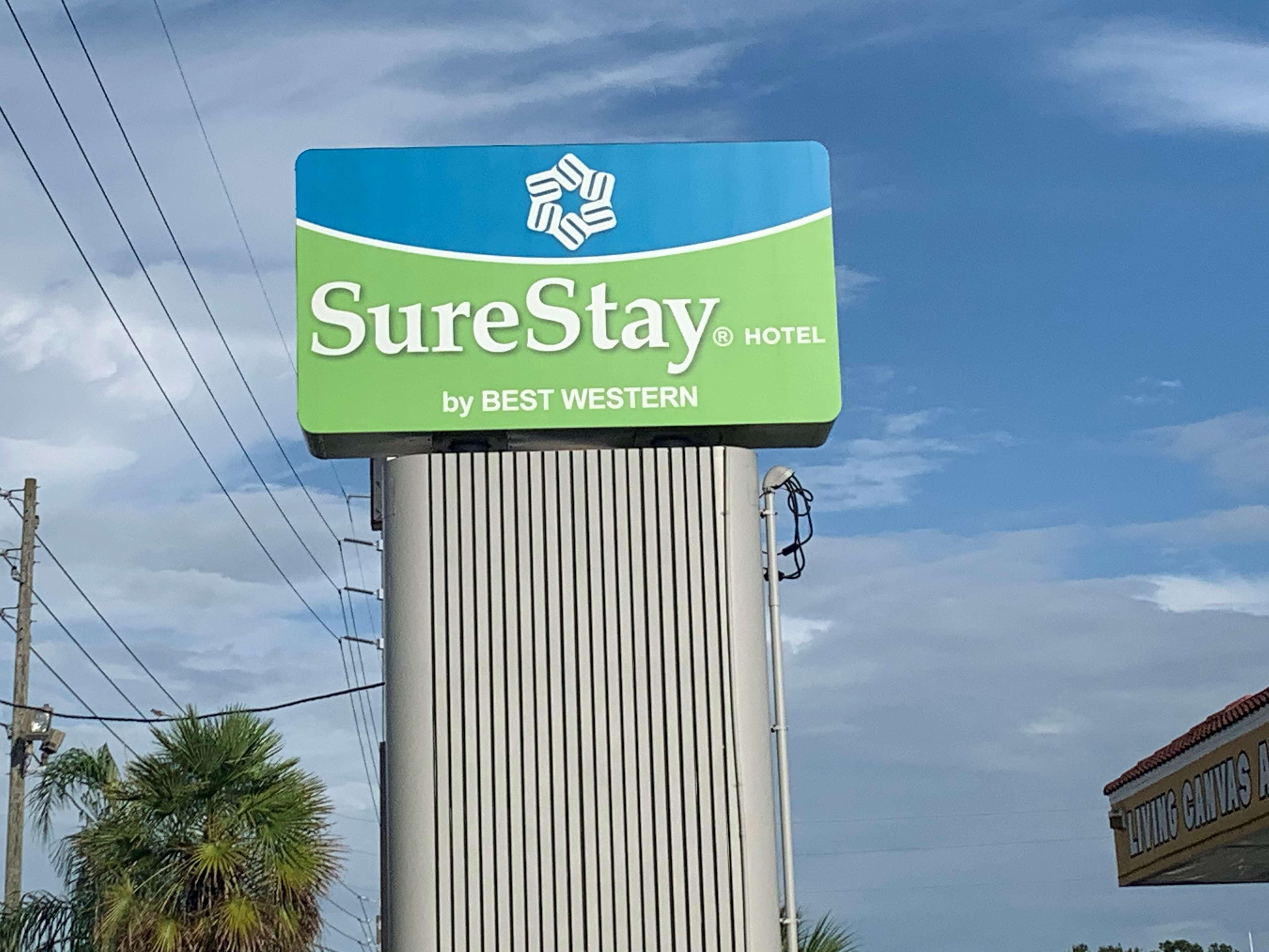 ベストウェスタン バザレル イン Montemorelos エクステリア 写真