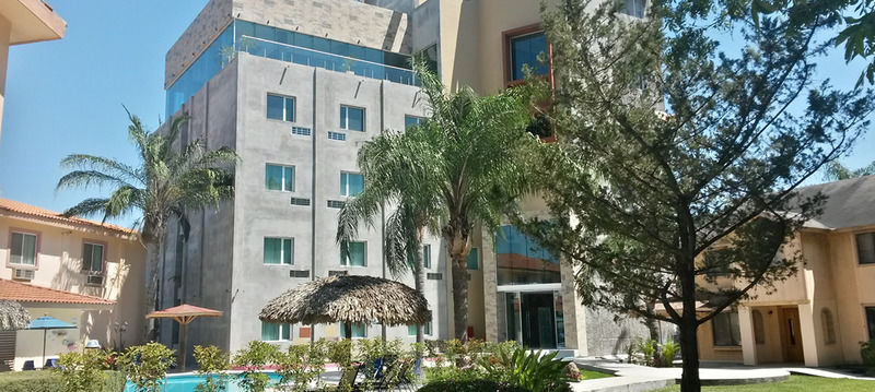 ベストウェスタン バザレル イン Montemorelos エクステリア 写真