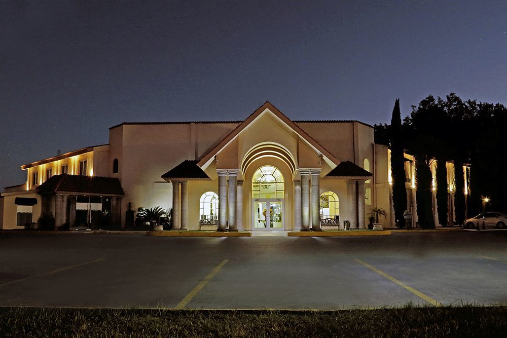 ベストウェスタン バザレル イン Montemorelos エクステリア 写真
